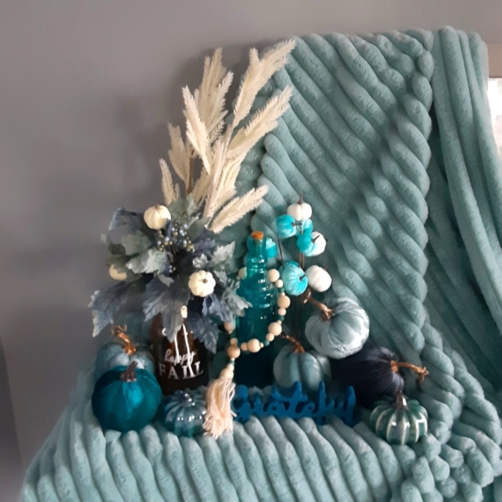 Coastal Blue Fall Decor 14pc Bundle